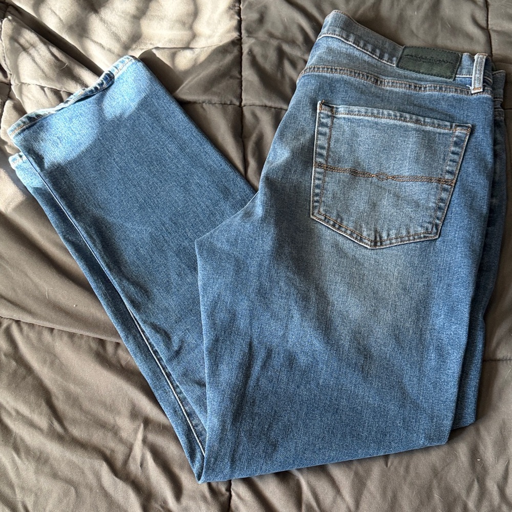Lucky Brand Denim 410 Athletic Slim Jeans in Blue